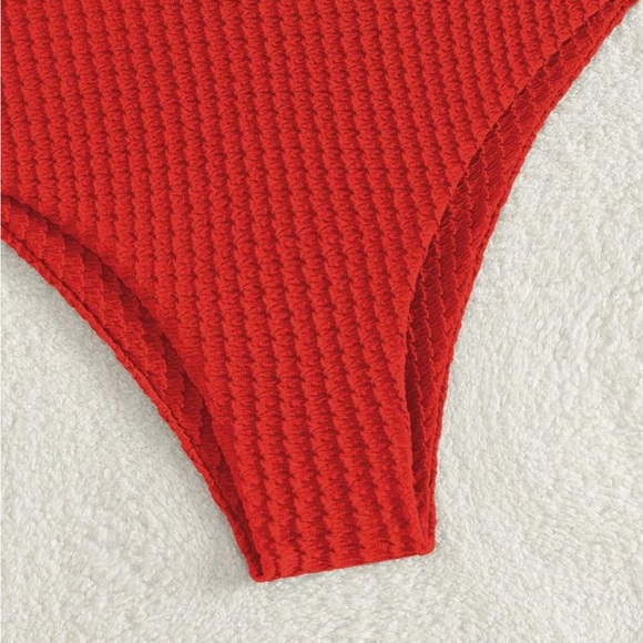 Red Textured Bikini Set - Picture 5 of 10